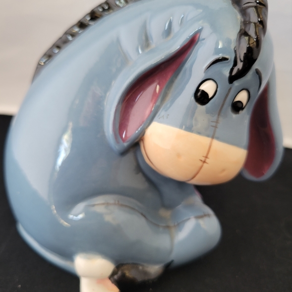 Vintage Disney ceramic Winnie the Pooh Eeyore toothbrush or pencil pen holder - Picture 2 of 13